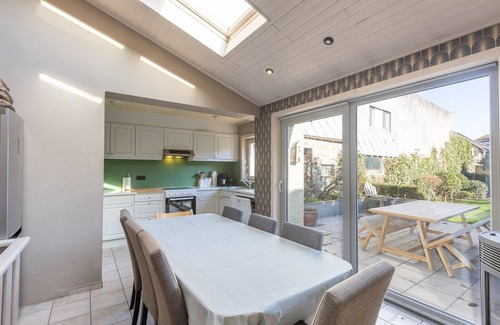 Middelkerke House | Holiday home for 6 people with garden