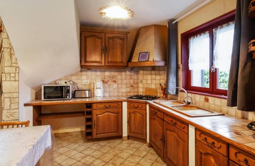 Girmont-Val-d'Ajol House | Holiday Home "Location Vacances Des 4 Vents" with Mountain View, Private Terrace & Wi-Fi