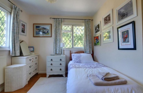 Rolvenden House | Holiday Home Freizingham Lane by Interhome