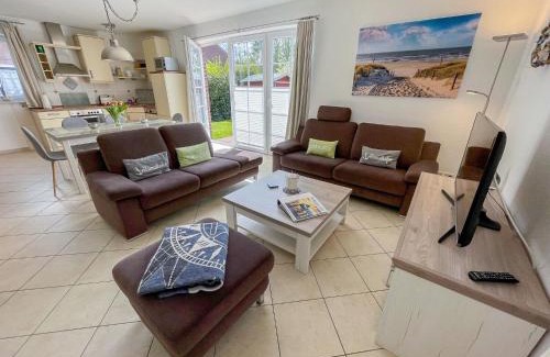 Norden House | Holiday Home Friesenperle by Interhome