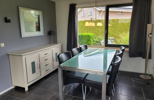Tzummarum House | Holiday Home Friesland near the Wadden Sea with Wifi and 3 Bedrooms