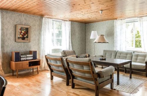 Olofstrom House | Holiday Home Gåragöl by Interhome