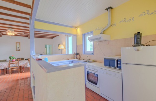 Riberac House | Holiday Home 'Gîte La Faurie' with Private Terrace and Private Garden