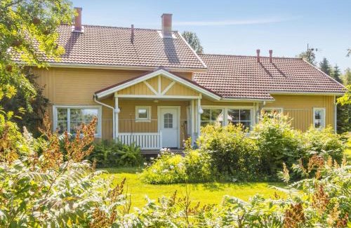 Tervola House | Holiday Home Grand villa kemijoki by Interhome