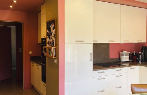 Longages House | Holiday Home 'Grande Villa' with Private Terrace, Private Garden and Wi-Fi