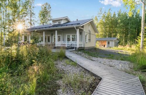 Hiukkajoki House | Holiday Home Haapaniemi by Interhome