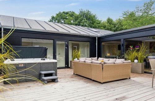 Bønnerup Strand House | Holiday Home Hana - 800m from the sea by Interhome