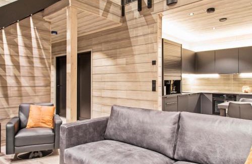 Sirkka House | Holiday Home Hankielämä b by Interhome