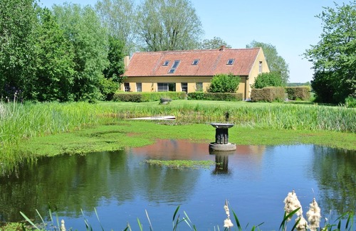 Zedelgem House | Holiday Home Het Zuidgoed With Garden