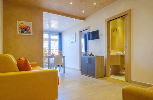 Copertino House | Holiday Home "Il Melograno" with Garden & Wi-Fi