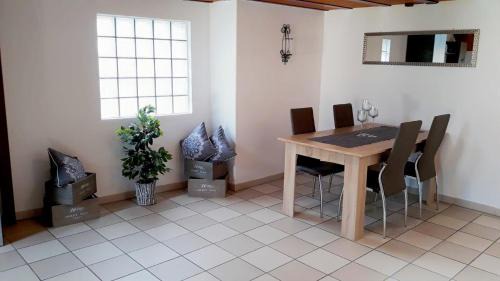 Quartino Apartment | Holiday Home IL VULCANO