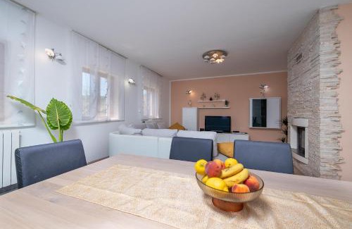 Susnjevica Villa | Holiday home in Šušnjevica with swimming pool