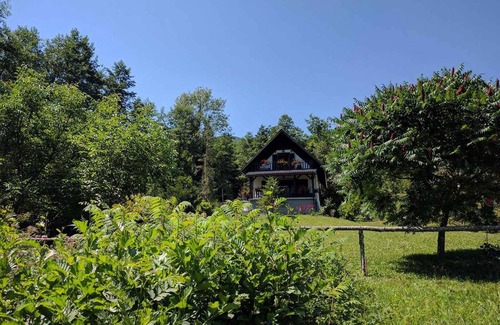 Turke House | Holiday home in a quiet location and in the immediate vicinity of the river