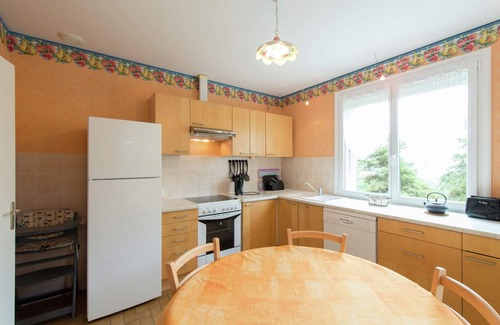 Bathernay House | Holiday Home in Bathernay with Garden