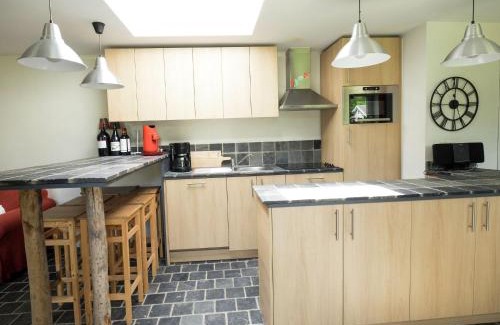 Hastiere-Lavaux House | Holiday Home in Ederbergland near Knebelsrod