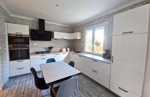 Binic House | Holiday Home in Binic near Sandy Beach