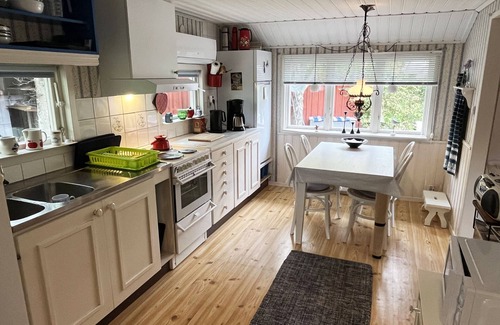 Borgholm House | Holiday home in Borgholm near the beach | SE04004