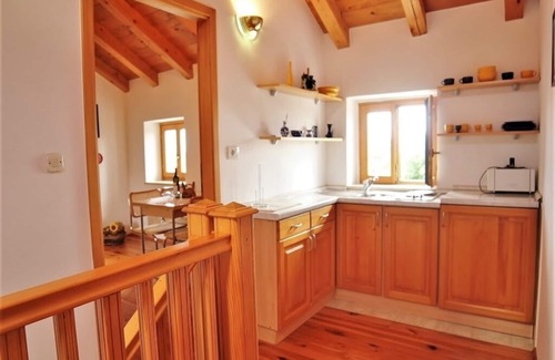Burici House | Holiday Home in Burici with Terrace, Air condition, WIFI, Washing machine (4280-2)