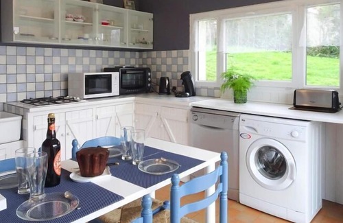 Mesnil-Val-Plage House | Holiday home in Criel sur Mer with balcony