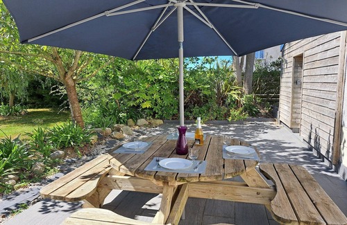 Cleder House | Holiday Home in Cléder near Amiets Beach