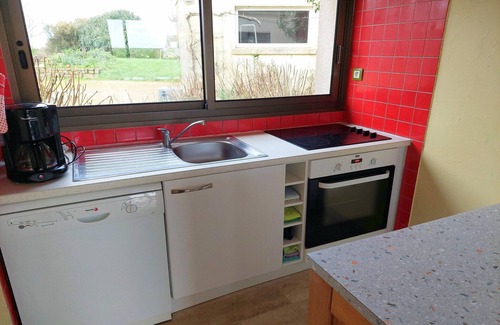 Sibiril House | Holiday Home in Cleder near Sandy Beaches