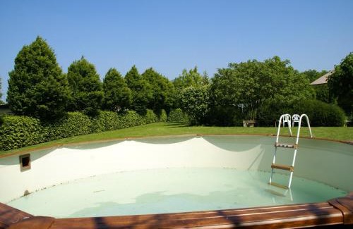 Diges House | Holiday Home in Diges with Garden & Cycling