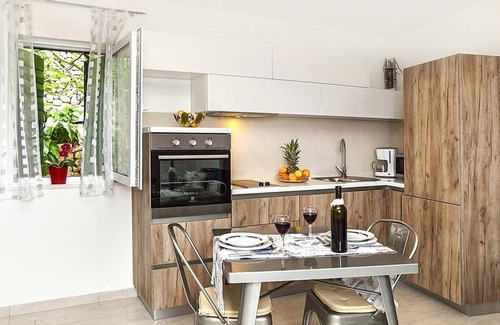 Drasnice House | Holiday Home in Drašnice with Seaview, Terrace, Air condition, WIFI (3586-5)