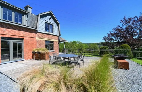 Barvaux House | Holiday Home in Durbuy with Garden & BBQ