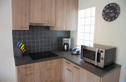 Bohon House | Holiday Home in Duruby with Garden & BBQ