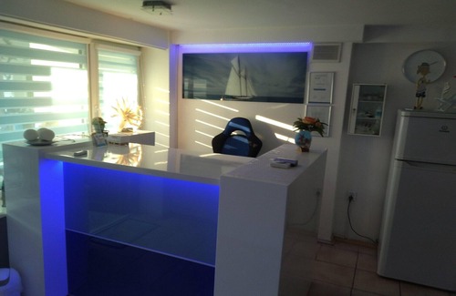 Dziwnowek Apartment | Holiday Home in Dziwnówek near Clean Beach