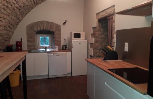Saint-Geniez-d'Olt House | Holiday Home in Saint-Geniez-d'Olt near Lot River
