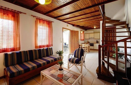 Gerakini House | Holiday home in Gerakini with a balcony or terrace