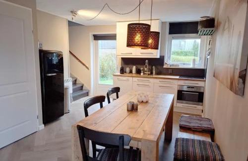 Grou House | Holiday Home in Grou near Frisian Lakes