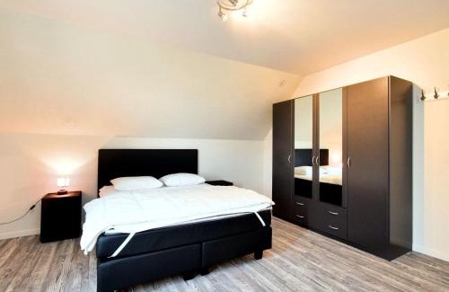 Hastiere-Lavaux House | Holiday Home in Hastière with Meuse Valley Views