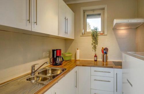 Westouter House | Holiday home in Heuvelland with garden, cleaning included