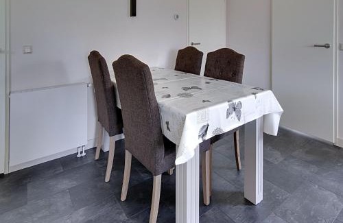 Kattendijke House | Holiday Home in Kattendijke near National Park, cleaning included