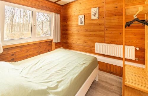 Dilsen-Stokkem House | Holiday Home in Lanklaar near Forest Trails