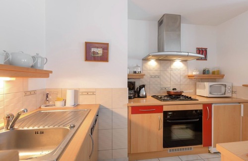 Lanrelas House | Holiday Home in Lanrelas near Rance River