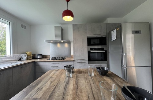 Miroir - Batignolles House | Holiday Home in Le Mans near 24H Circuit