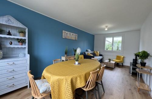 Miroir - Batignolles House | Holiday Home in Le Mans near 24H Circuit