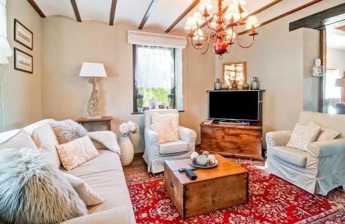 Lierneux House | Holiday Home in Lierneux with Garden
