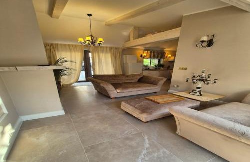 Wapnica House | Holiday Home in Lubin by Szczecin Lagoon