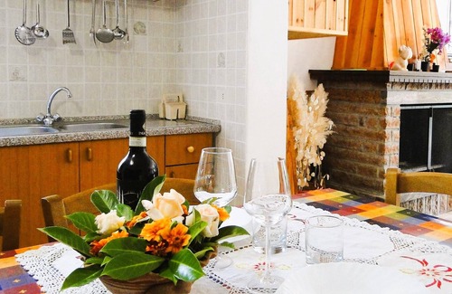 Camporgiano Villa | Holiday Home in Lucca with Pool