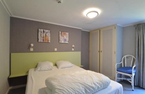 Rendeux House | Holiday home in Marcourt with garden