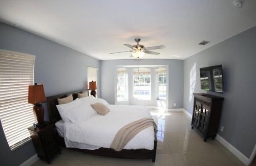 Rural Estates House | Holiday Home in Naples. Long term welcome