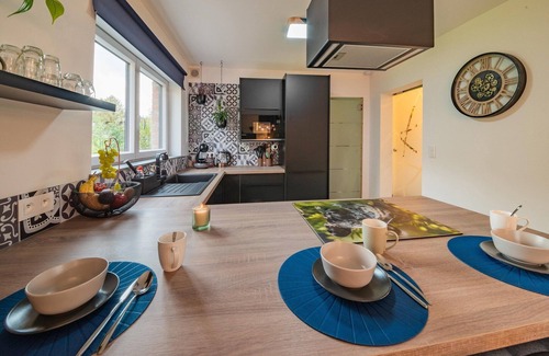 Somme-Leuze House | Holiday home in Noiseux with fenced garden