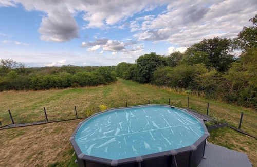 Somme-Leuze House | Holiday home in Noiseux with fenced garden