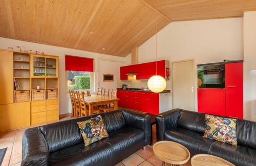Oostkapelle House | Holiday Home in Oostkapelle near Beach