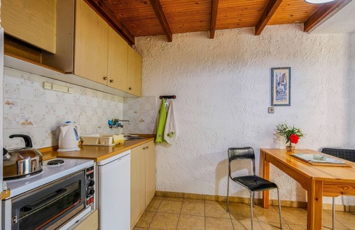 Kantanos-Selino House | Holiday Home in Palaiochora near Seabeach