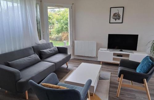 Plouarzel House | Holiday Home in Plouarzel near Sandy Beaches